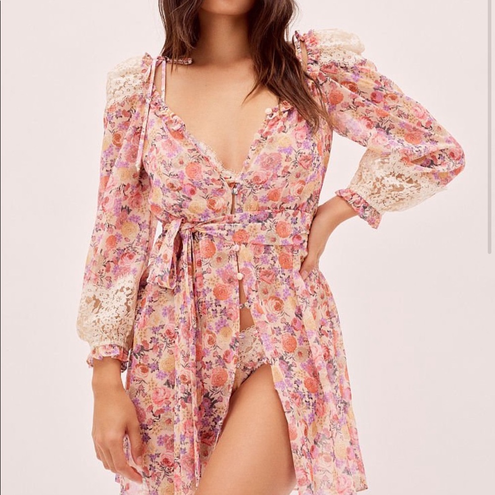 NWT For Love & Lemons X Victoria Secret Garden Robe